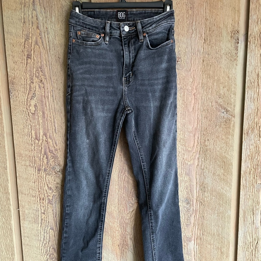 BDG Brand Girlfriend High Rise s25